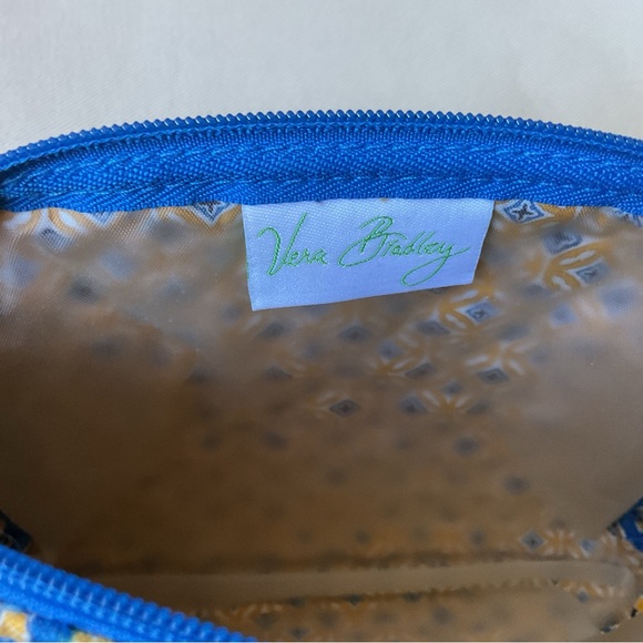 VERA BRADLEY Medium Cosmetic in Retired Pattern RIVIERA BLUE NWT - Picture 6 of 9